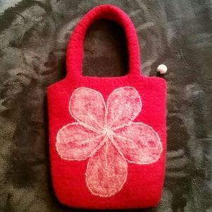 Handbag Wool felted hand bag